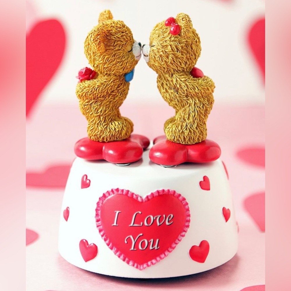 Valentine’s Day Kissing Bears Music Box